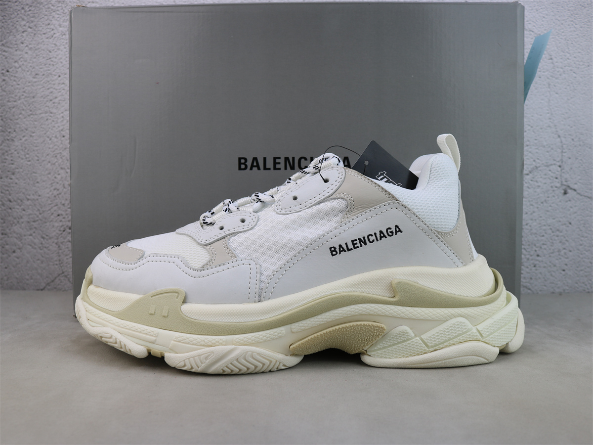 G5 Batch Balenciaga Triple S In White 524036W2CA19000